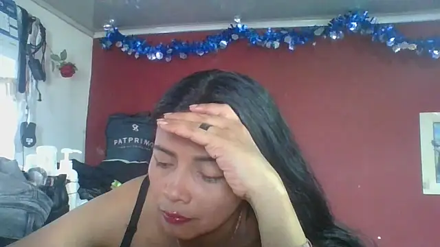 DianaOchoa  online show from February 17, 2026, 8:15 pm