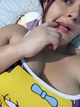 Snapshot of candy__fox_ chatting on February 13, 2026, 11:34 pm candy fox online show from February 13, 2026, 11:34 pm