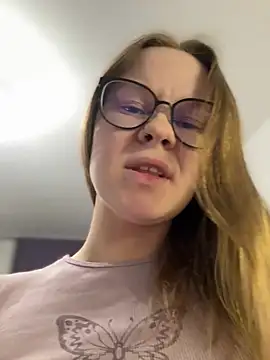  CherryBloom  online show from February 28, 2026, 6:31 pm