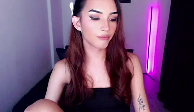 Alicegreenexx online show from May 22, 2026, 7:37 am