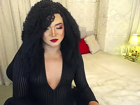 UrsweetAliyah online show from May 19, 2026, 1:56 am