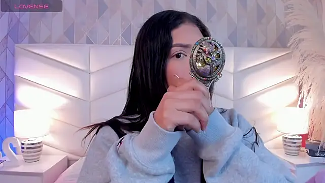 Snapshot of victoria___jonnes chatting on November 11, 2025, 12:27 pm victoria jonnes online show from November 11, 2025, 12:27 pm