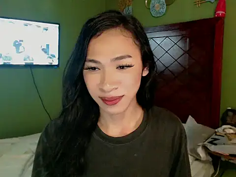 Annaloula online show from October 14, 2025, 2:07 pm