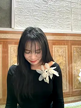 binejr online show from October 11, 2025, 6:12 am