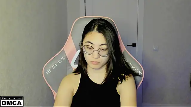 Snapshot of MeilideQian1 chatting on November 9, 2025, 12:14 pm MeilideQian1 online show from November 9, 2025, 12:14 pm