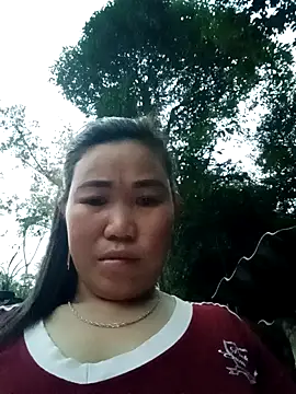 jienrrr online show from October 13, 2025, 10:59 am