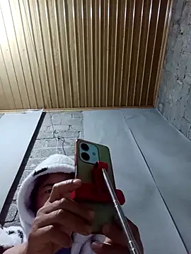 jienrrr online show from March 15, 2026, 12:16 am