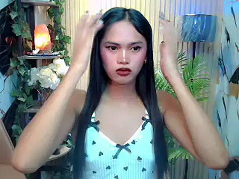 imperfect zandra online show from October 14, 2025, 11:44 am