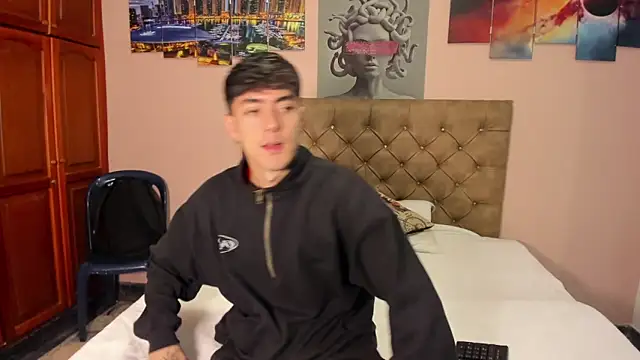 etham wolf  online show from September 30, 2025, 2:00 pm