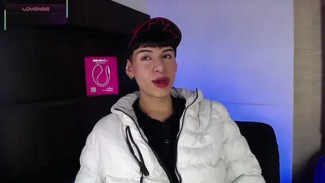 Ezra Storm online show from October 15, 2025, 4:56 am