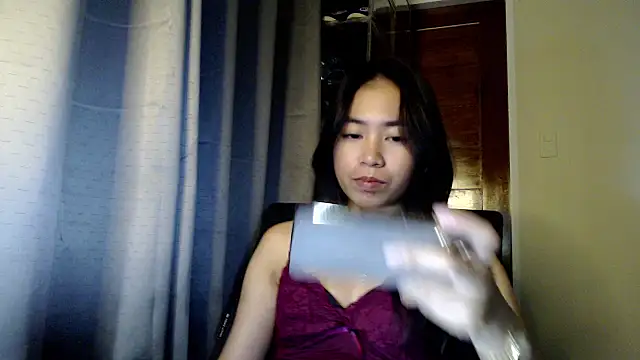 candycrushyyy online show from October 14, 2025, 6:42 pm