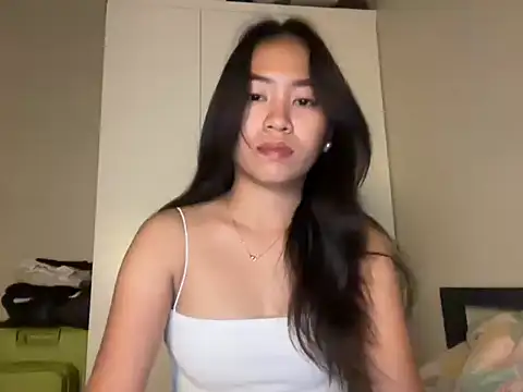 candycrushyyy online show from November 8, 2025, 8:07 pm