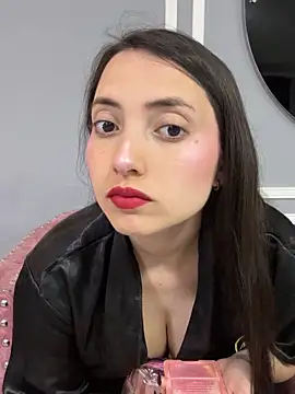 AndieJones  online show from November 10, 2025, 12:48 pm