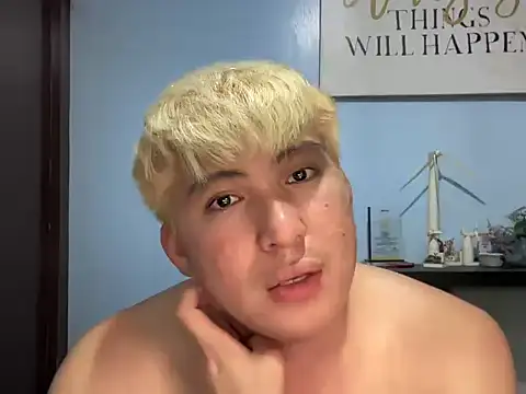lovely jay online show from June 3, 2026, 2:33 pm