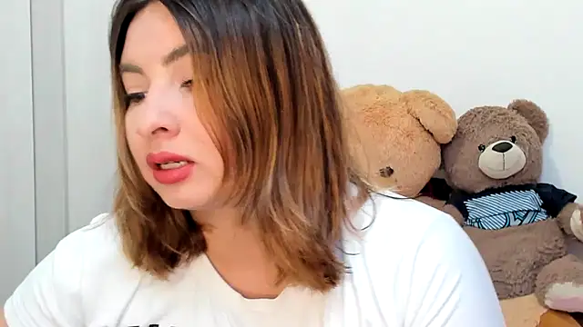 Snapshot of ADHARAMILLER__1111 chatting on September 17, 2025, 10:33 pm ADHARAMILLER 1111 online show from September 17, 2025, 10:33 pm