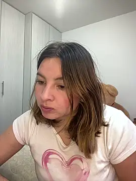 Snapshot of ADHARAMILLER__1111 chatting on September 27, 2025, 11:43 pm ADHARAMILLER 1111 online show from September 27, 2025, 11:43 pm