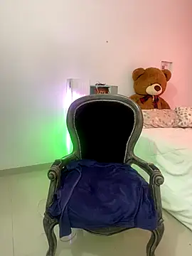 Snapshot of ADHARAMILLER__1111 chatting on November 6, 2025, 9:59 pm ADHARAMILLER 1111 online show from November 6, 2025, 9:59 pm