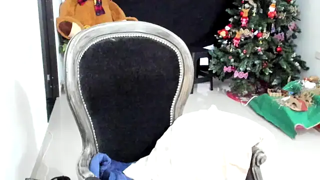 ADHARAMILLER  1111 online show from December 16, 2025, 10:53 am