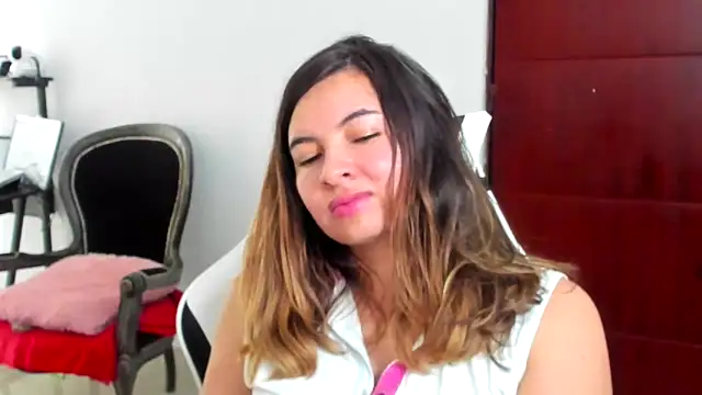 ADHARAMILLER  1111 online show from April 16, 2026, 9:39 pm