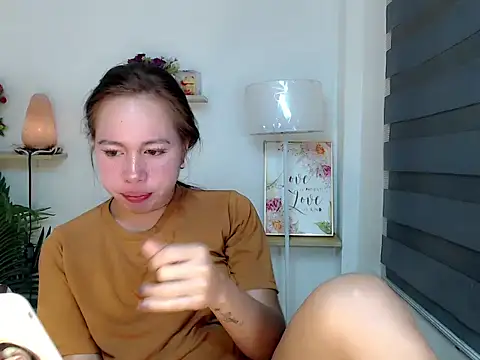 kimbratx online show from March 17, 2026, 10:46 pm