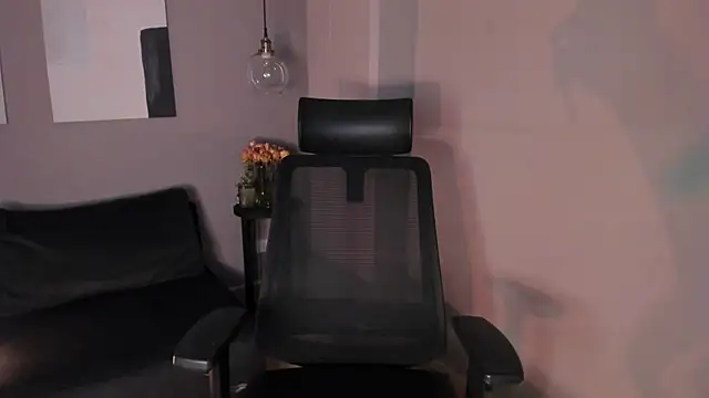 emily mars1 online show from October 5, 2025, 7:23 pm