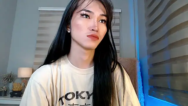 lovelychanel69xx online show from October 12, 2025, 10:53 pm