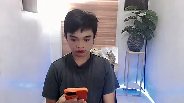 Snapshot of sexysam14 chatting on October 21, 2025, 11:05 pm sexysam14 online show from October 21, 2025, 11:05 pm