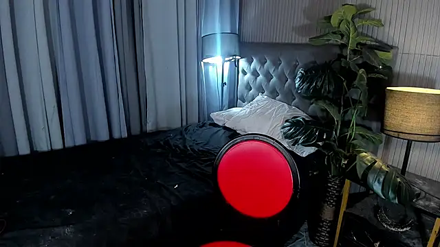 HugeCocoCock online show from July 15, 2026, 8:36 pm