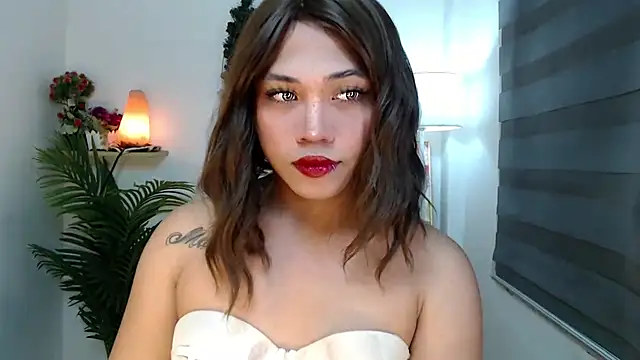 Snapshot of scarlett_brownx69 chatting on October 22, 2025, 10:48 am scarlett brownx69 online show from October 22, 2025, 10:48 am