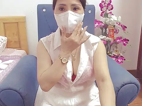 ruby 8x online show from September 20, 2025, 11:33 am