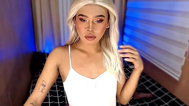 Snapshot of _tipsandchips chatting on October 11, 2025, 6:39 pm tipsandchips online show from October 11, 2025, 6:39 pm