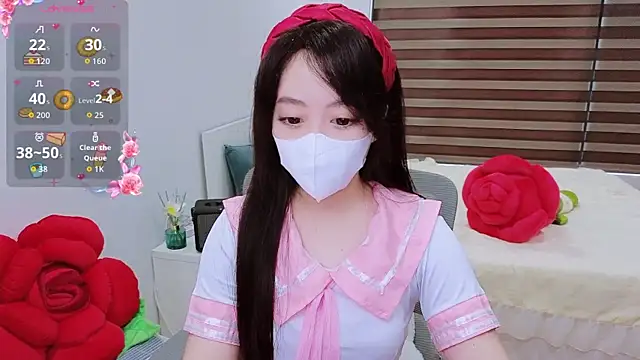 -MinaYoung- online show from November 9, 2025, 8:01 am