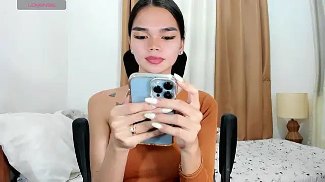 kendall petite18 online show from June 7, 2026, 4:22 pm