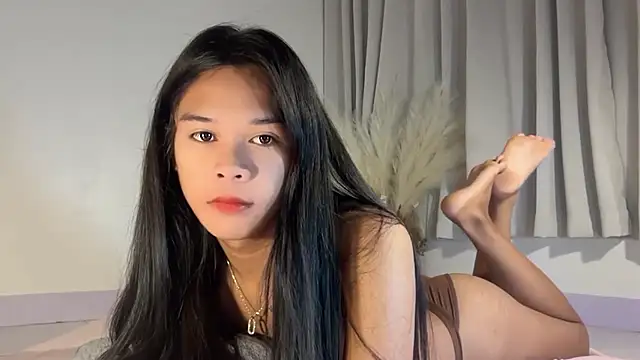 liannexfuckdoll online show from November 6, 2025, 5:03 pm