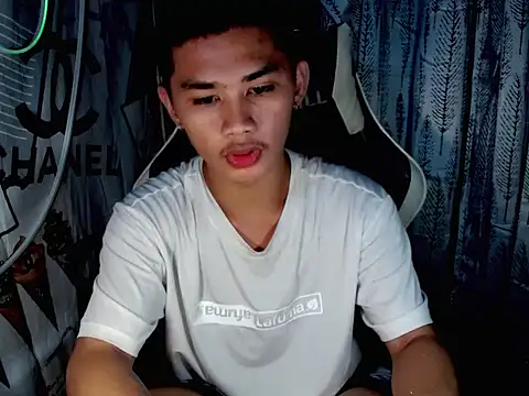 asianhardcock25 online show from November 27, 2025, 10:28 am