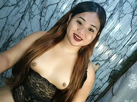 queen staceyy online show from April 12, 2026, 11:32 pm