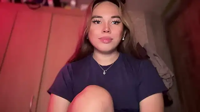 Snapshot of goddessofalltime chatting on November 18, 2025, 3:45 am goddessofalltime online show from November 18, 2025, 3:45 am