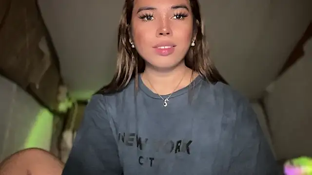 Snapshot of goddessofalltime chatting on November 19, 2025, 9:31 am goddessofalltime online show from November 19, 2025, 9:31 am