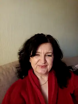 MilaSky4701 online show from October 14, 2025, 3:13 pm