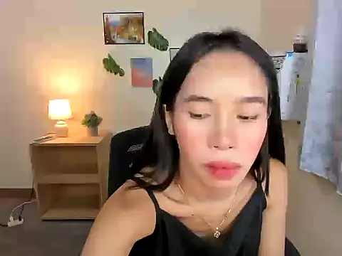 Shindoll online show from September 30, 2025, 11:37 am