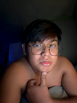 Snapshot of red_libraxxx chatting on October 19, 2025, 7:03 pm red libraxxx online show from October 19, 2025, 7:03 pm