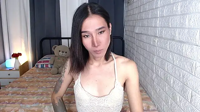 TRANSGODDESSA online show from June 18, 2026, 12:55 am