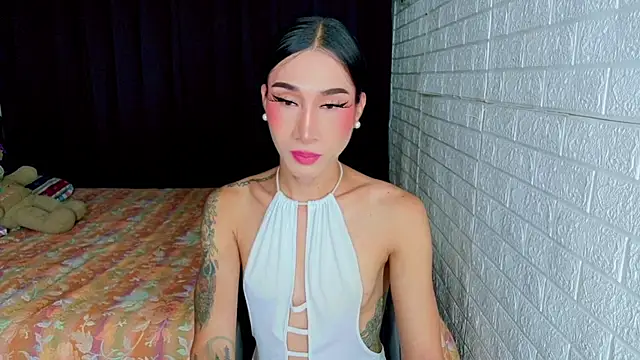 TRANSGODDESSA online show from July 8, 2026, 1:10 am