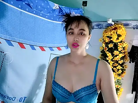 emgaixinhngoan online show from October 1, 2025, 3:51 pm