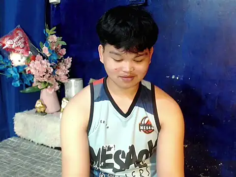 Reynelcock online show from March 1, 2026, 8:11 pm