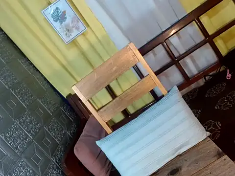 Snapshot of urguy_toshi chatting on January 16, 2026, 8:57 pm urguy toshi online show from January 16, 2026, 8:57 pm