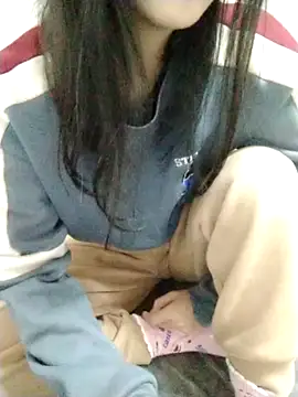 Kembong01 online show from March 5, 2026, 9:22 pm