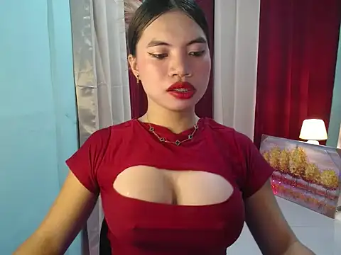 Snapshot of lover_girl143 chatting on February 9, 2026, 5:06 pm lover girl143 online show from February 9, 2026, 5:06 pm