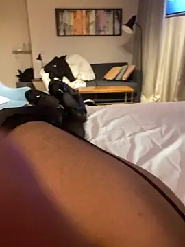 Samira19978 online show from October 26, 2025, 8:42 am