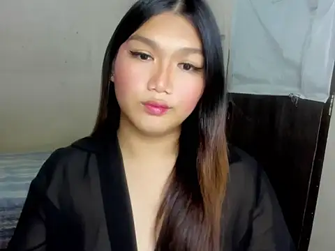 Snapshot of Lou_heart chatting on October 11, 2025, 6:50 pm Lou heart online show from October 11, 2025, 6:50 pm